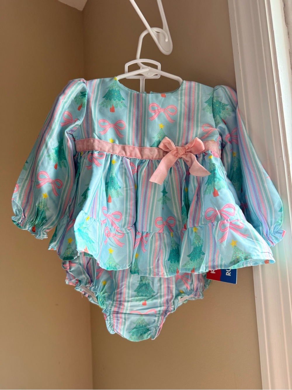 Ruffle Butts NWT Merry Bow Dreams Holiday Top & Bloomer Set